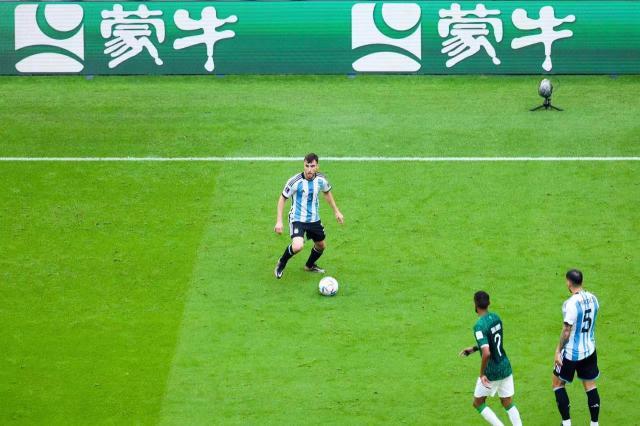 1669965642430070432.jpg 足球比分-梁宏业:阿根廷队到底是假热门还是真热门?