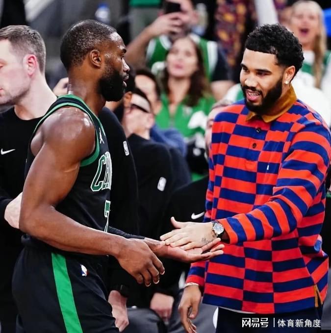 足球即时比分-狂送29分，6连胜的“三少”，东部格局要变了