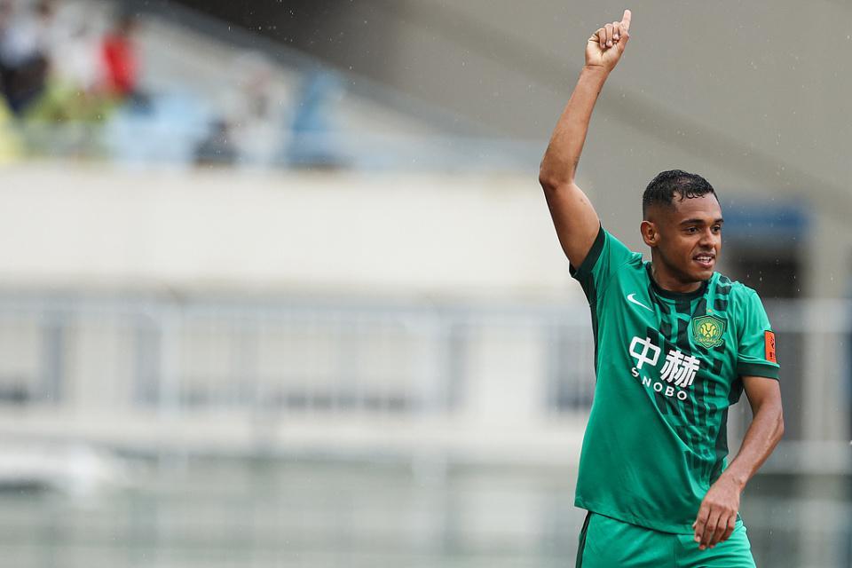 现场比分-离谱？国安29岁外援遭不可明说的伤病 回国做手术感染+现已不能动